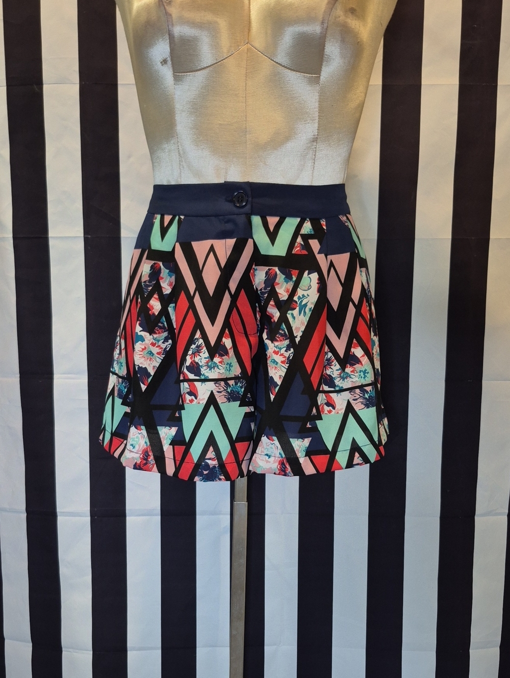 Multicolor Geometric Print Shorts